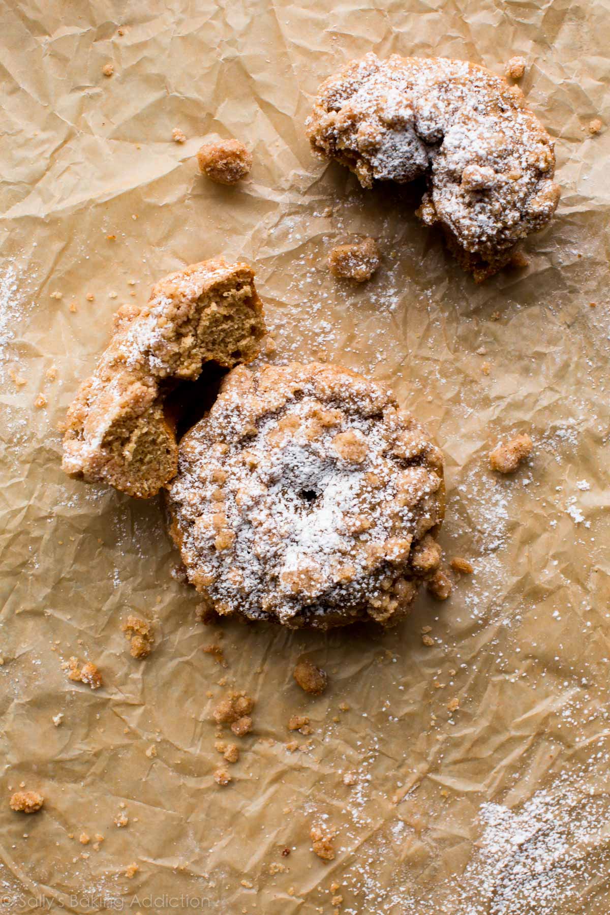 crumb cake donuts