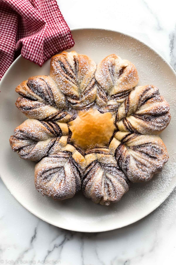 Nutella star bread on a cream plate