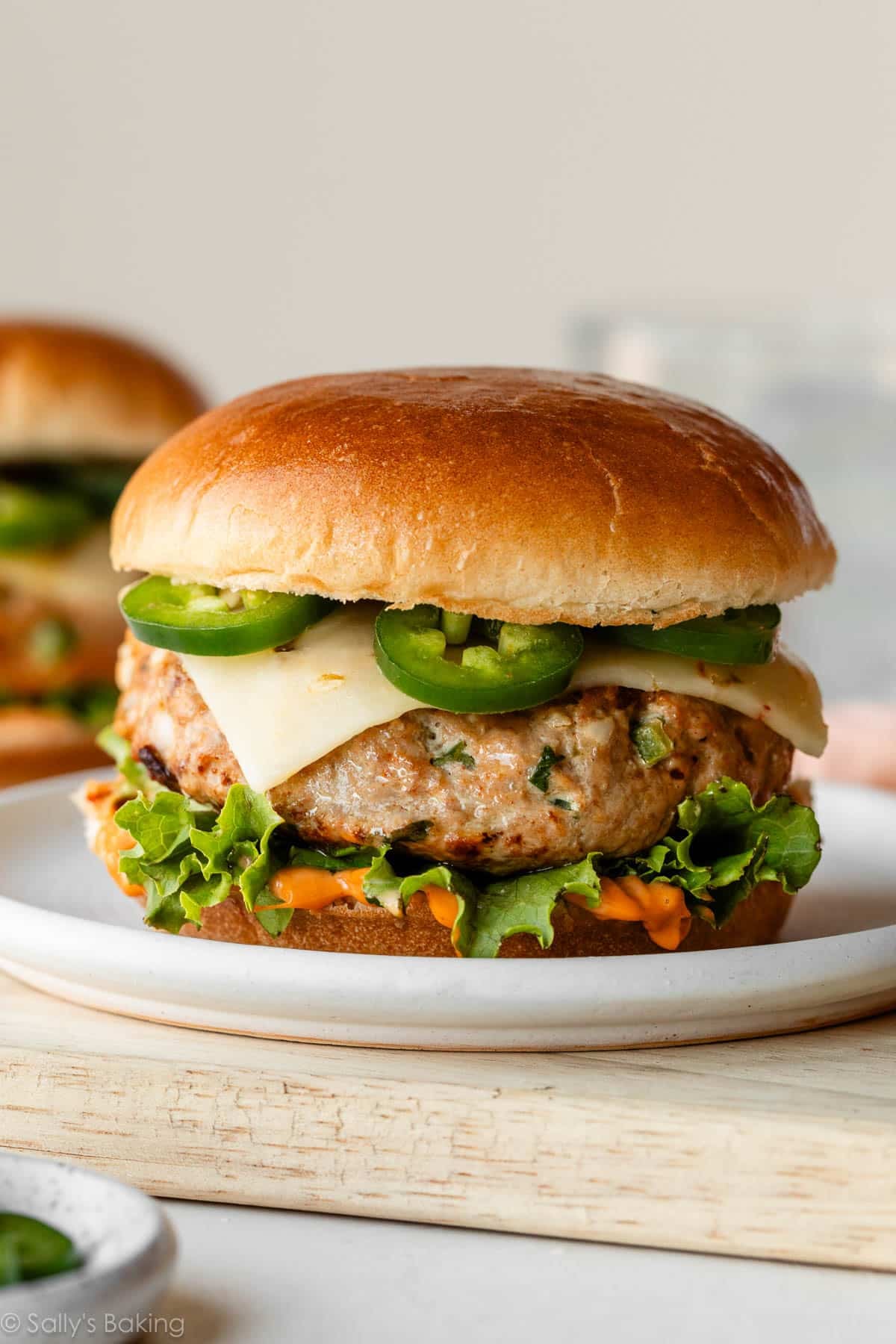 spicy jalapeño turkey burger on hamburger bun.